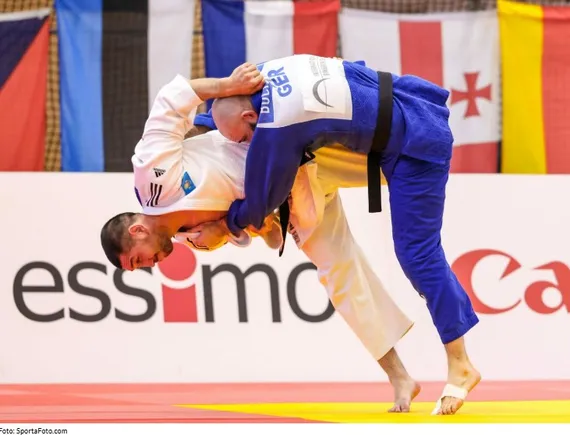 VORBEREITUNG DER DEM Ü30 STARTET